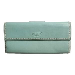 Coach Women's BiFold Wallet With Silver Turnlock Closure Multicard Pockets